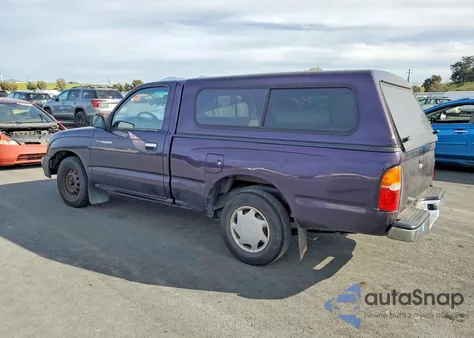 1998 Toyota Tacoma Base z USA, uszkodzony, nr VIN 4TANL42N0WZ026031